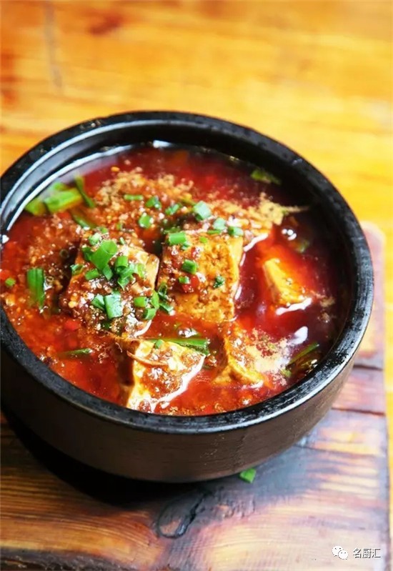 科技盛宴特色菜，开启味蕾新纪元的美食之旅