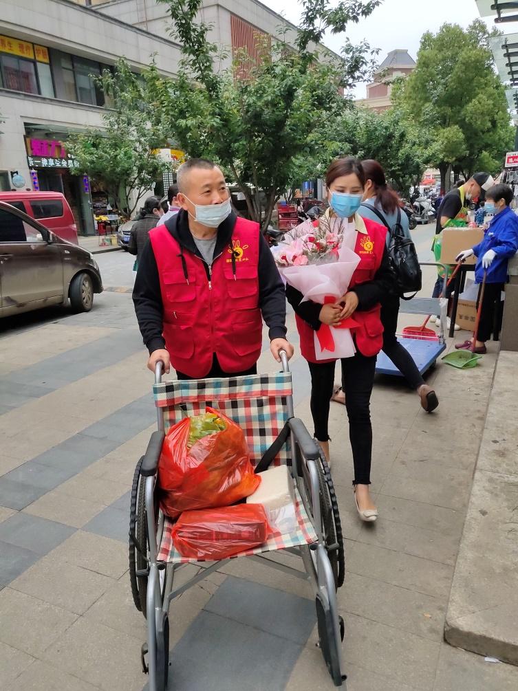 最新老兵优抚政策带来自信与成就感，老兵福利提升的新篇章