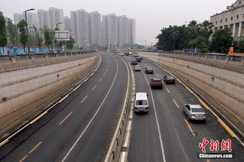 红星路南延线发生车祸事件🚨最新报道