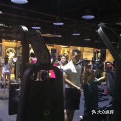 刘勇健身会所最新价格表详解，价格分析与观点阐述